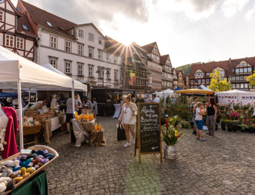 Verkaufsoffener Sonntag mit Herbst- und Bauernmarkt
